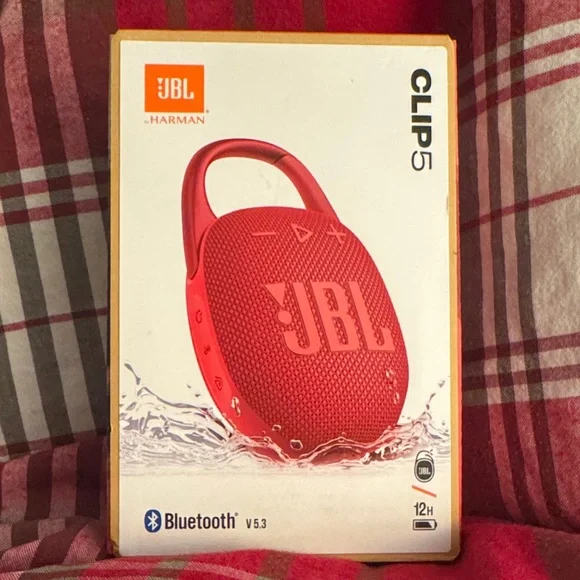 JBL Clip 5 Bluetooth Speaker - Bold Red - Picture 2 of 6
